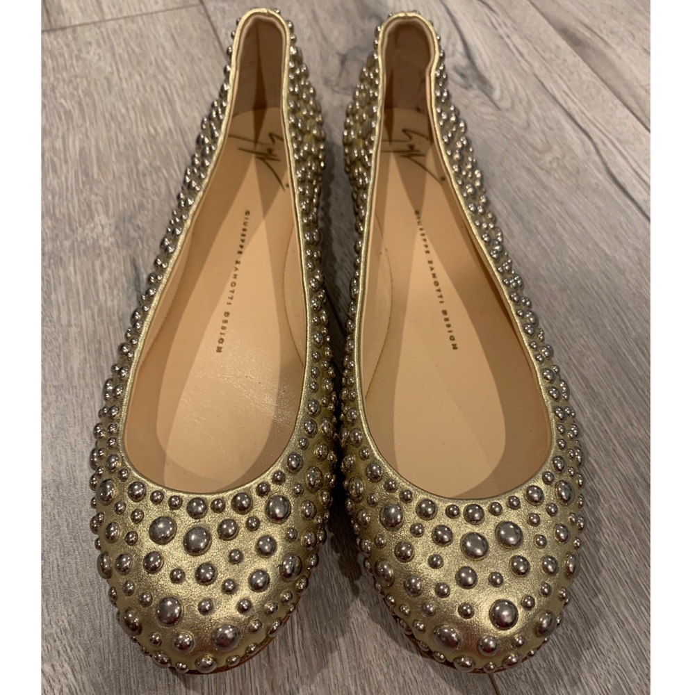 Authentic Giuseppe Zanotti Gold ballet w Silver studs 37.5